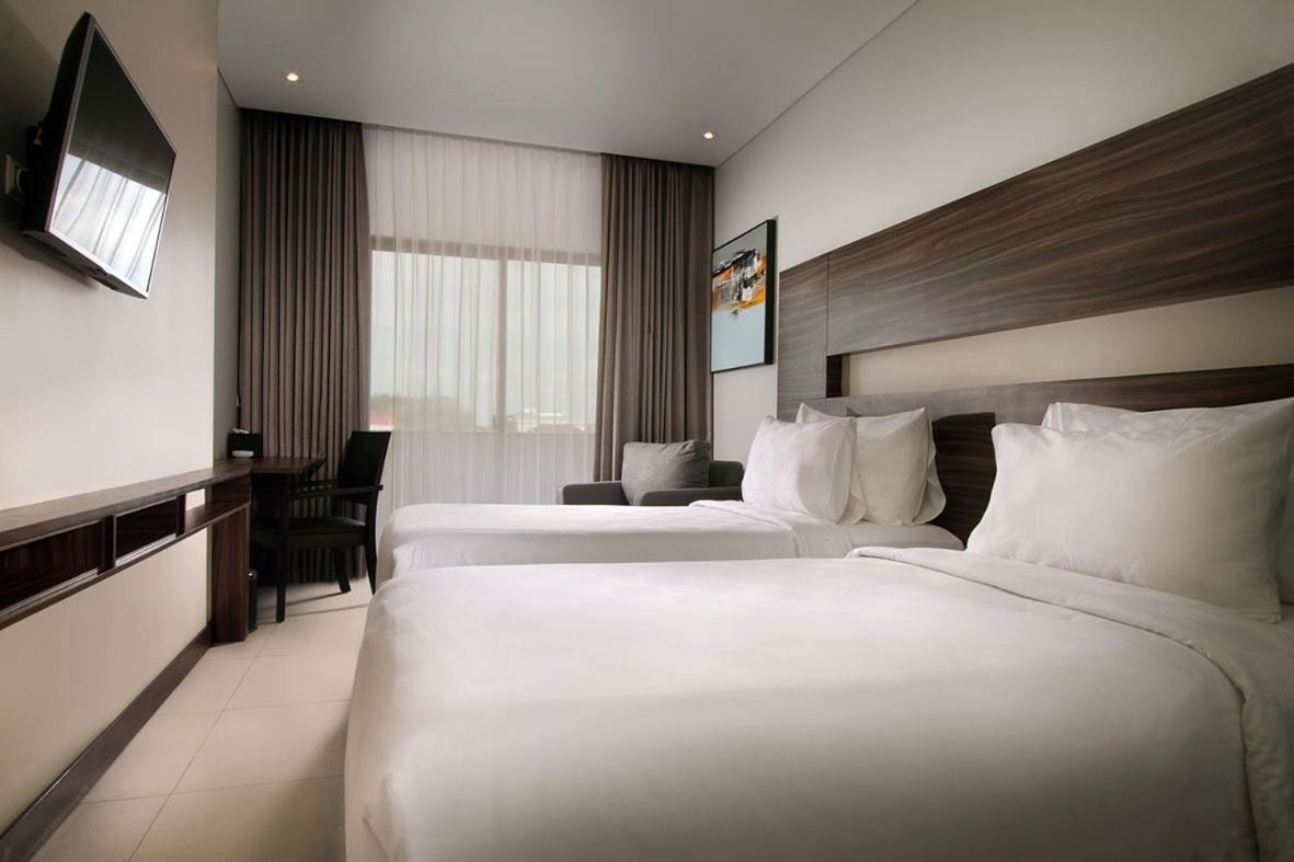 Helios Hotel & Convention Watampone Luaran gambar
